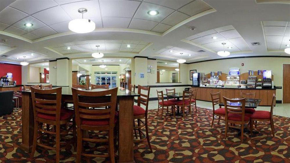 Holiday Inn Express Hotel & Suites Bainbridge By Ihg Buitenkant foto