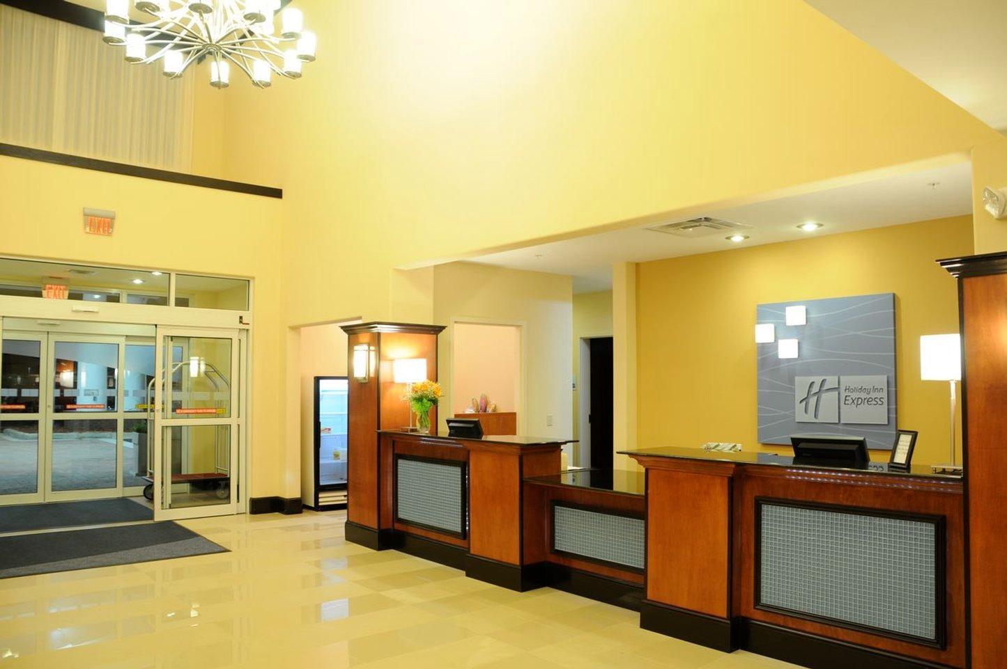 Holiday Inn Express Hotel & Suites Bainbridge By Ihg Buitenkant foto