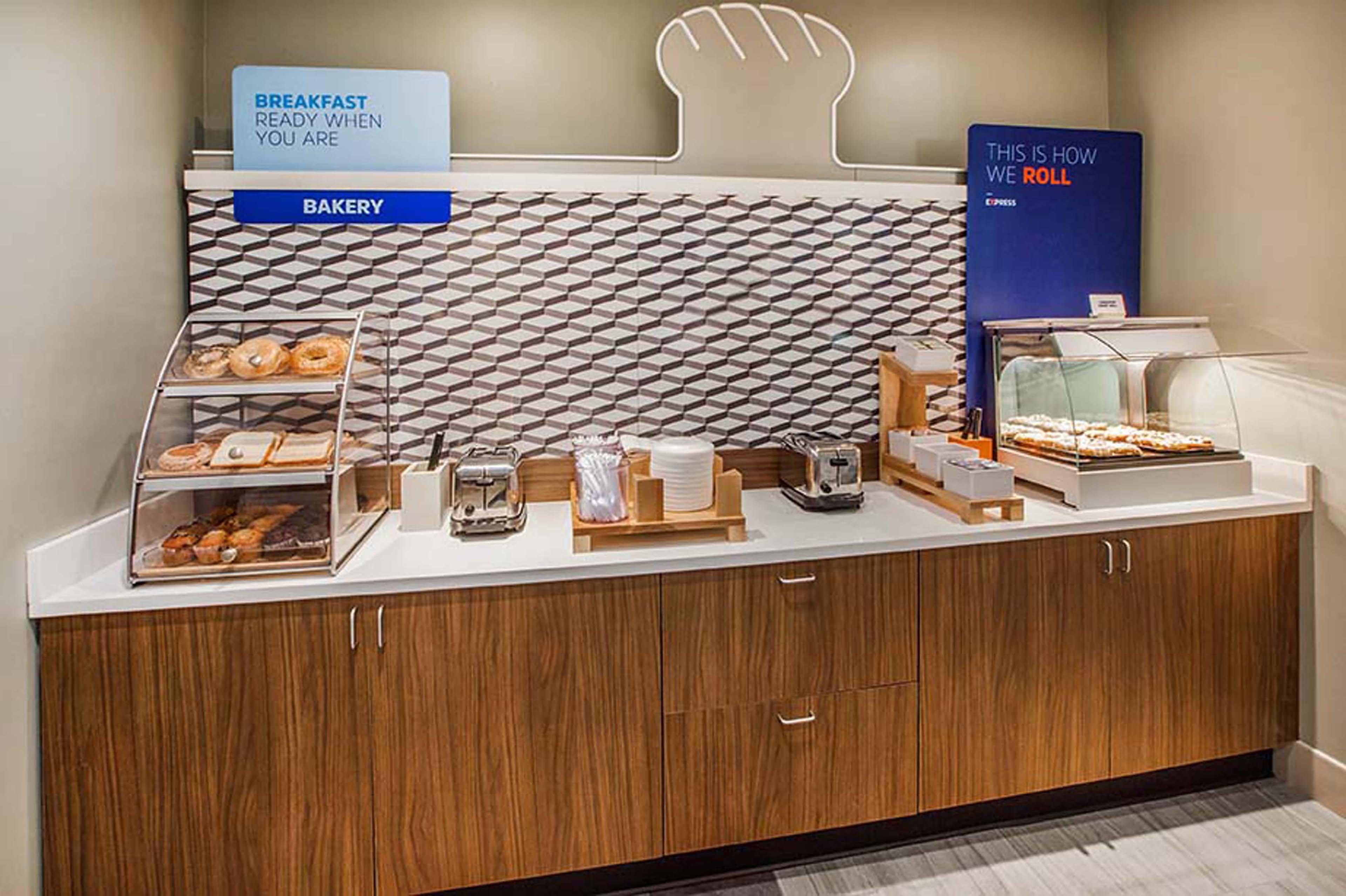 Holiday Inn Express Hotel & Suites Bainbridge By Ihg Buitenkant foto