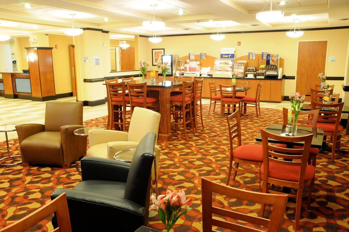 Holiday Inn Express Hotel & Suites Bainbridge By Ihg Buitenkant foto